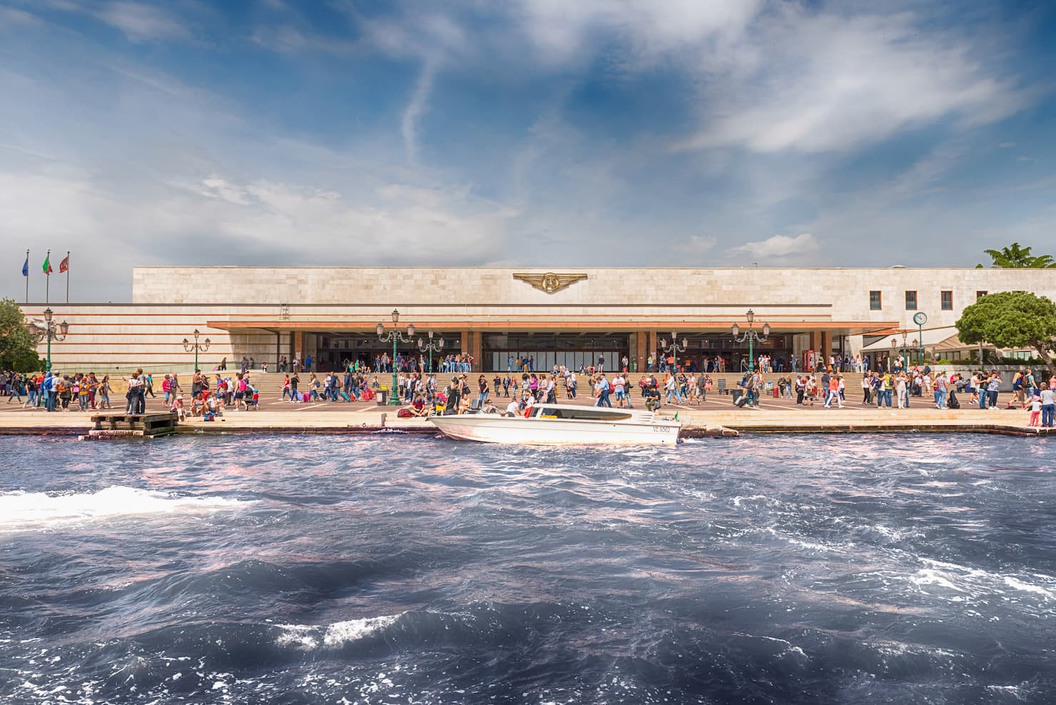 bahnhof venedig santa lucia